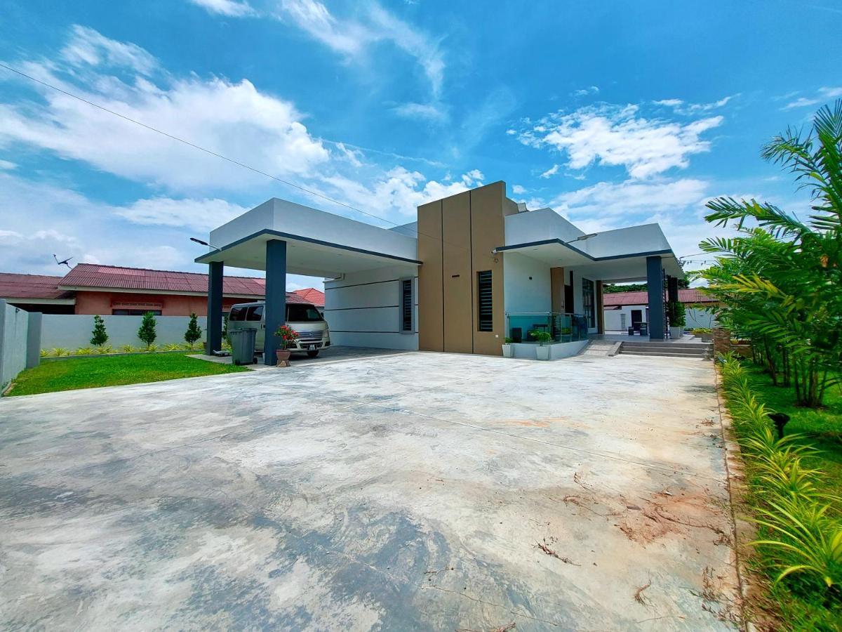 Good2stay 15-20pax I 4r4b 1ktv I Swimming Pool I Bbq I Gaming I 10 Parking I Wifi6 Villa
