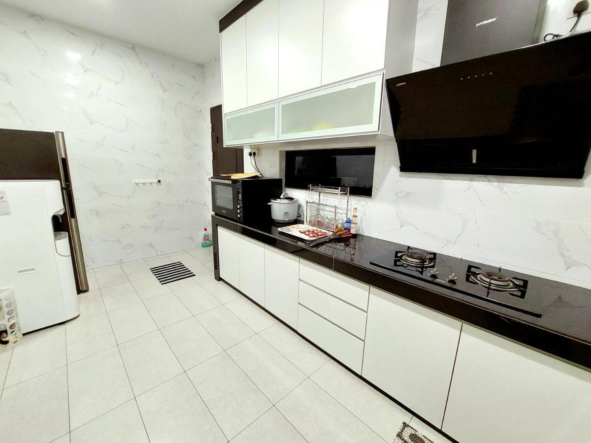 Villa Good2stay 15-20pax I 4r4b 1ktv I Swimming Pool I Bbq I Gaming I 10 Parking I Wifi6 *